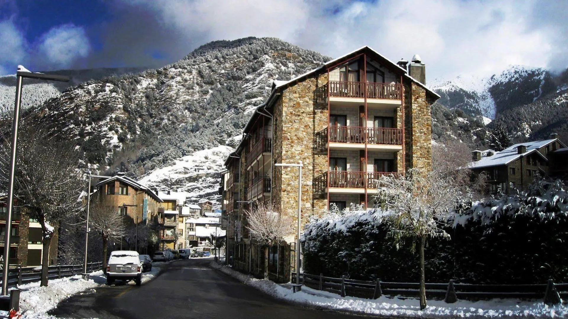 ***  Hotel La Planada Ordino Andorra